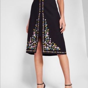 Ted Baker London Embroidered A Line skirt. Size 3 (US 8-10). Worn once.